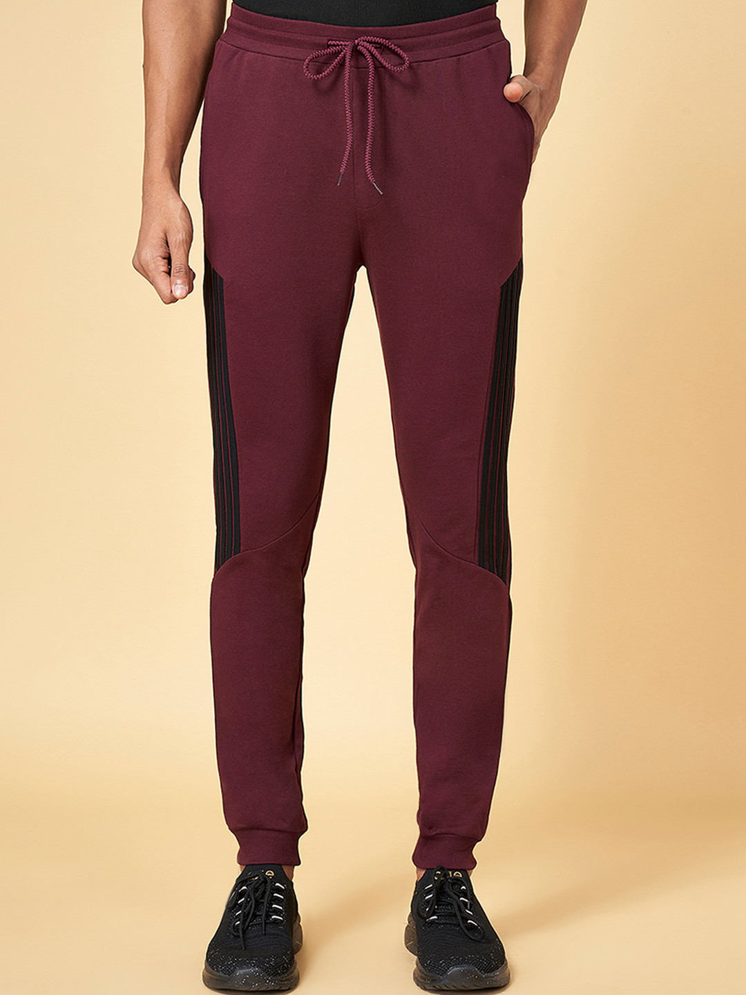 

Ajile by Pantaloons Men Red Solid Pure Cotton Slim-Fit Joggers