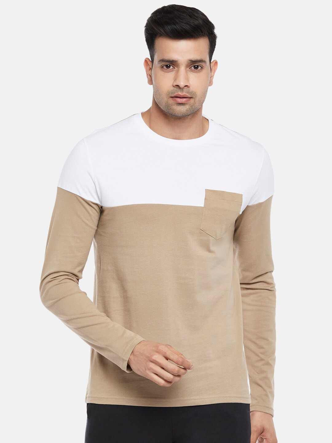 

Ajile by Pantaloons Men Colourblocked Pockets Slim Fit T-shirt, Beige