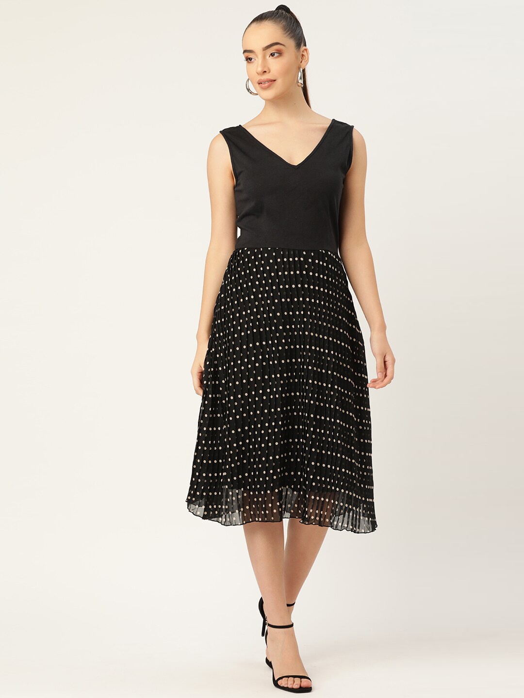 

DODO & MOA Black & White Georgette Midi Dress