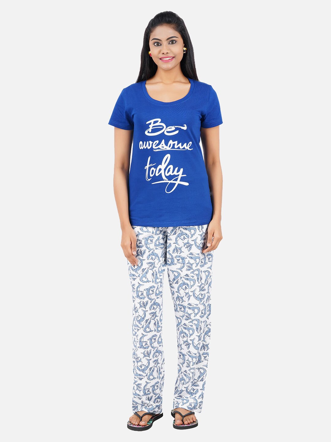 

PRIDE APPAREL Women Blue & White Printed Pure Cotton Night suit