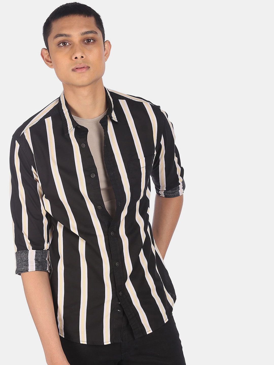 

Flying Machine Men Black Slim Fit Striped Cotton Casual Shirt