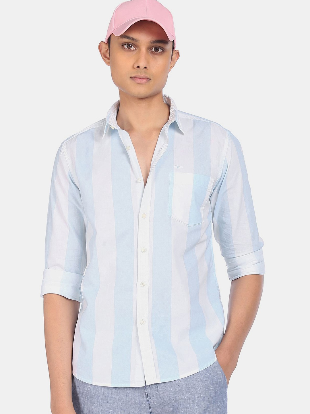 

Flying Machine Men Blue & White Slim Fit Colourblocked Pure Cotton Casual Shirt