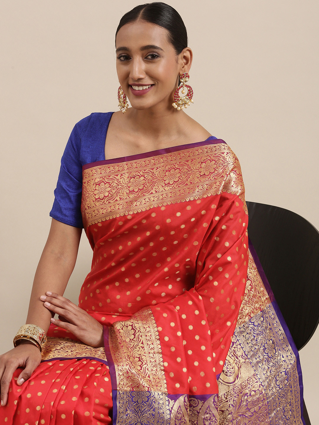 

Mitera Maroon & Golden Ethnic Motifs Woven Design Banarasi Saree
