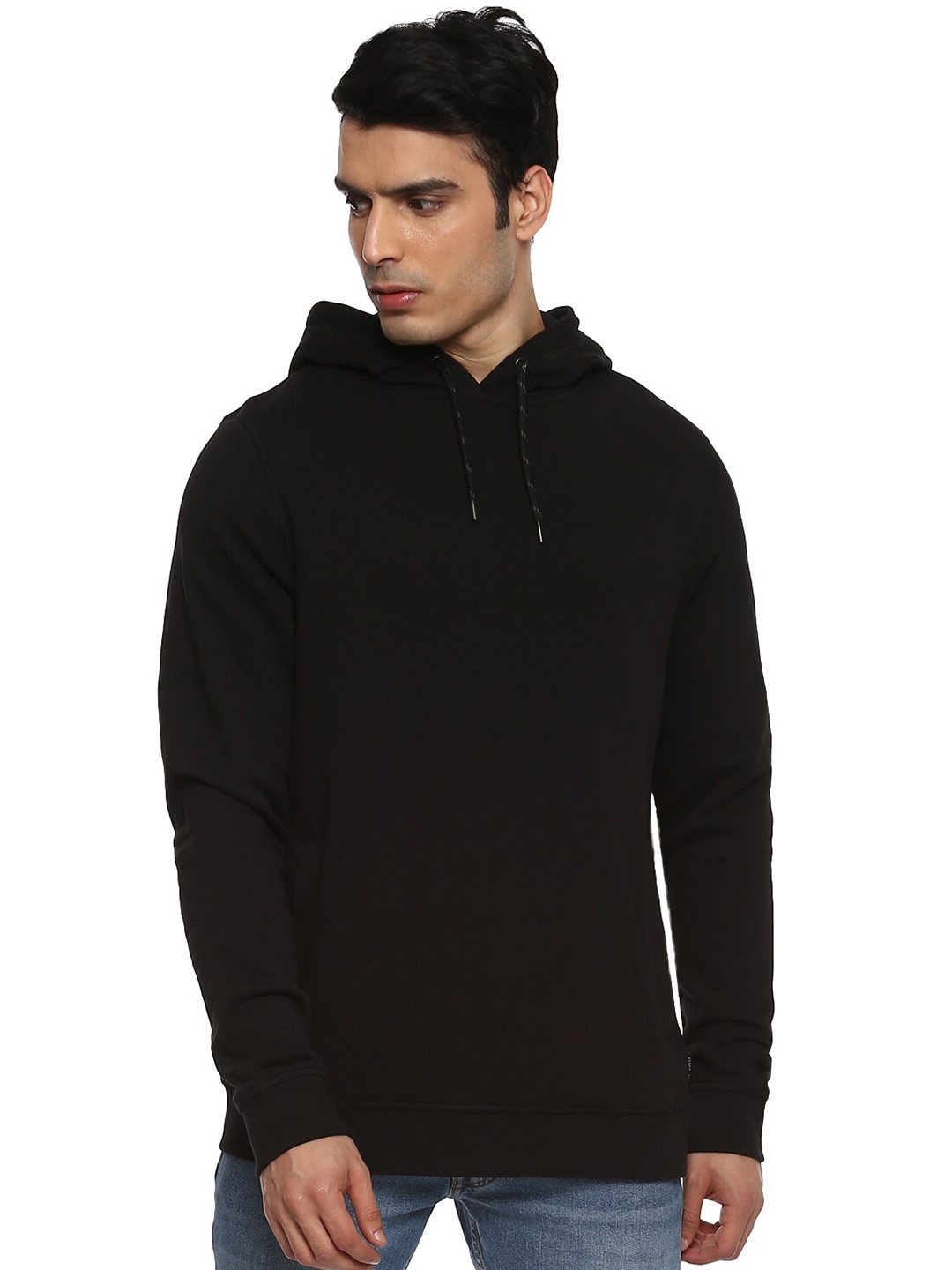 

Ted Baker Men Black Solid Cotton Hooded Sweatshirt