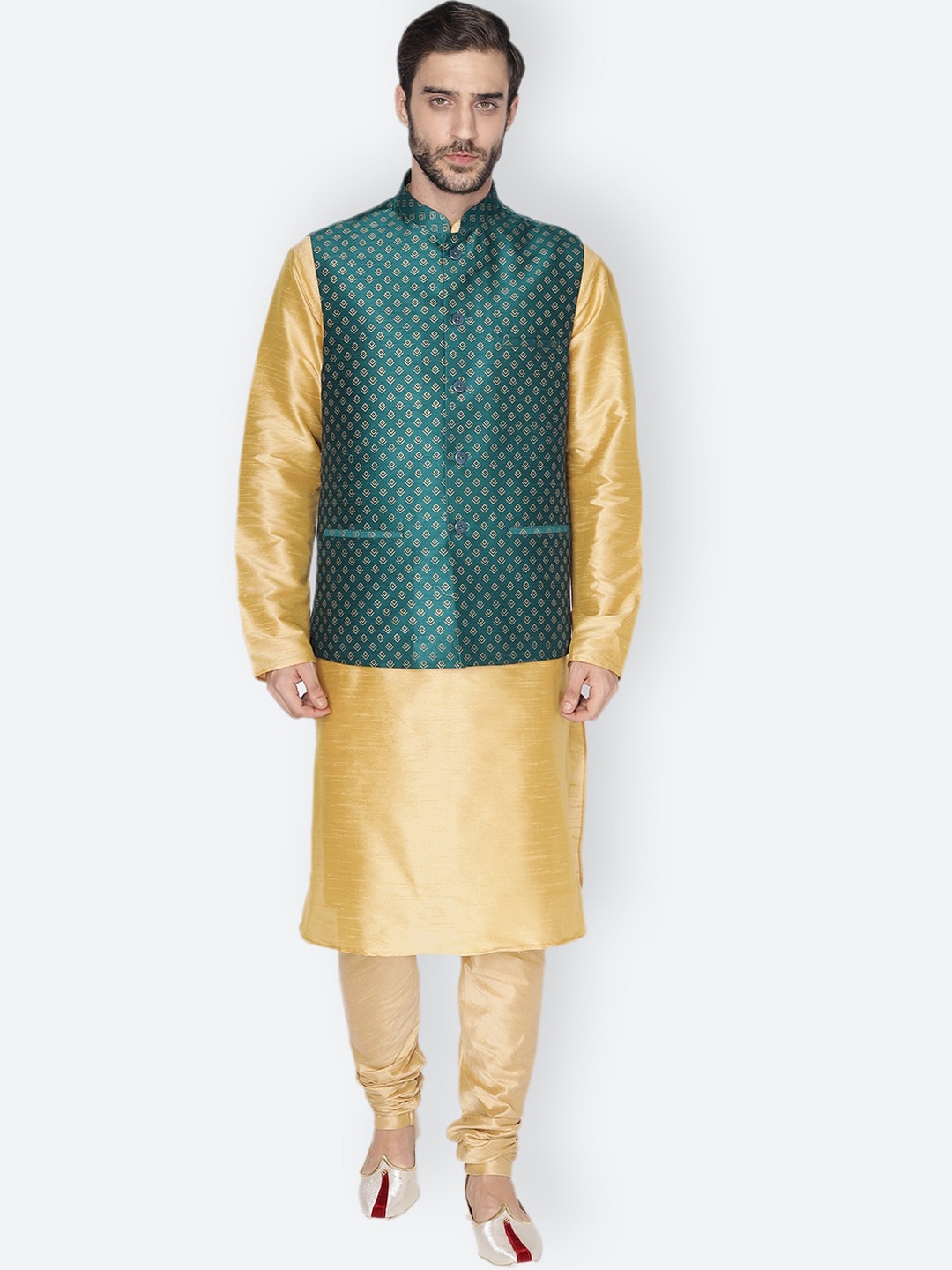 

NAMASKAR Men Beige & Green Layered Dupion Silk Kurta with Pyjamas & Nehru Jacket