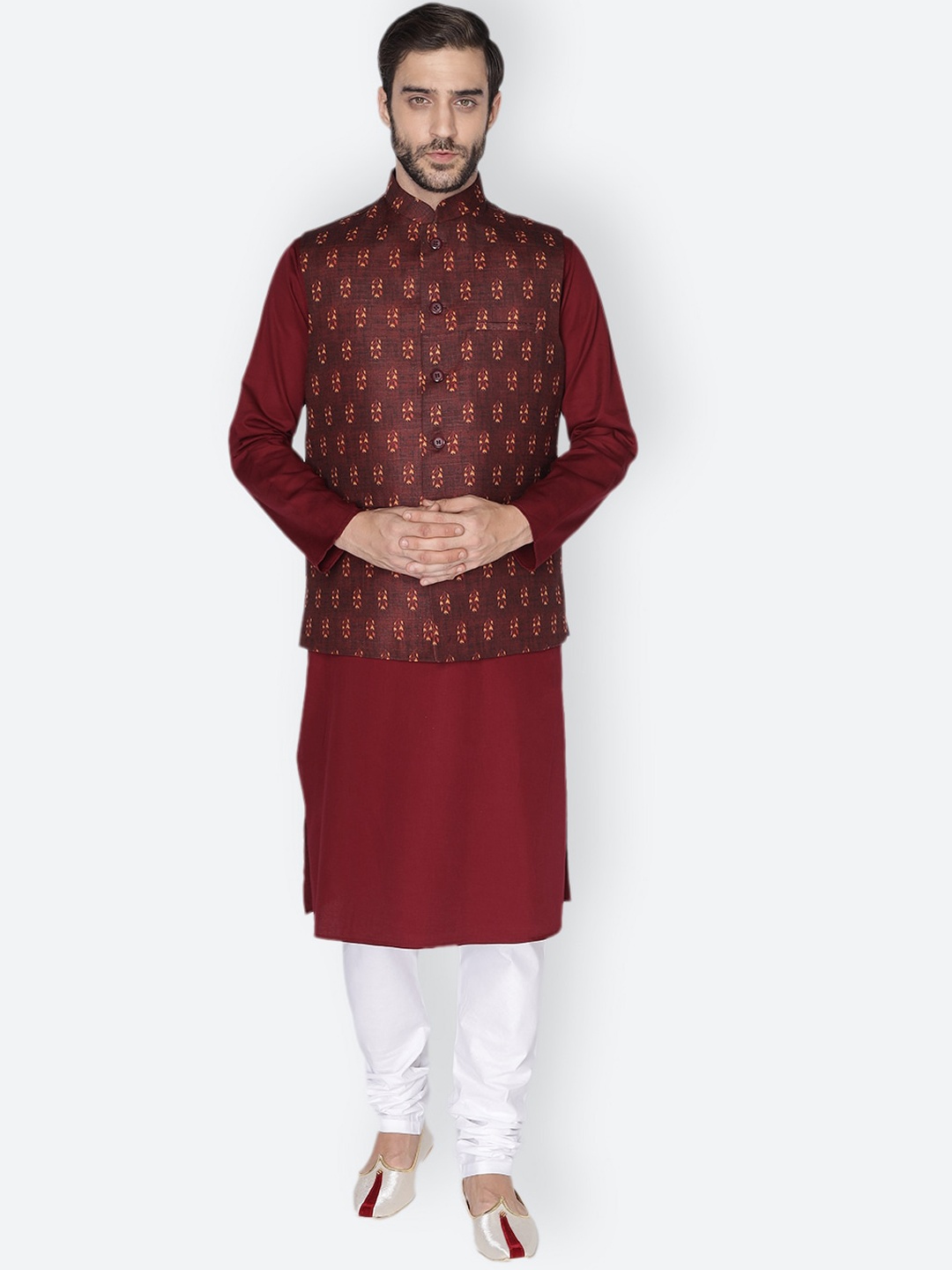 

NAMASKAR Men Maroon & White Pure Cotton Kurta with Pyjamas & Nehru Jacket