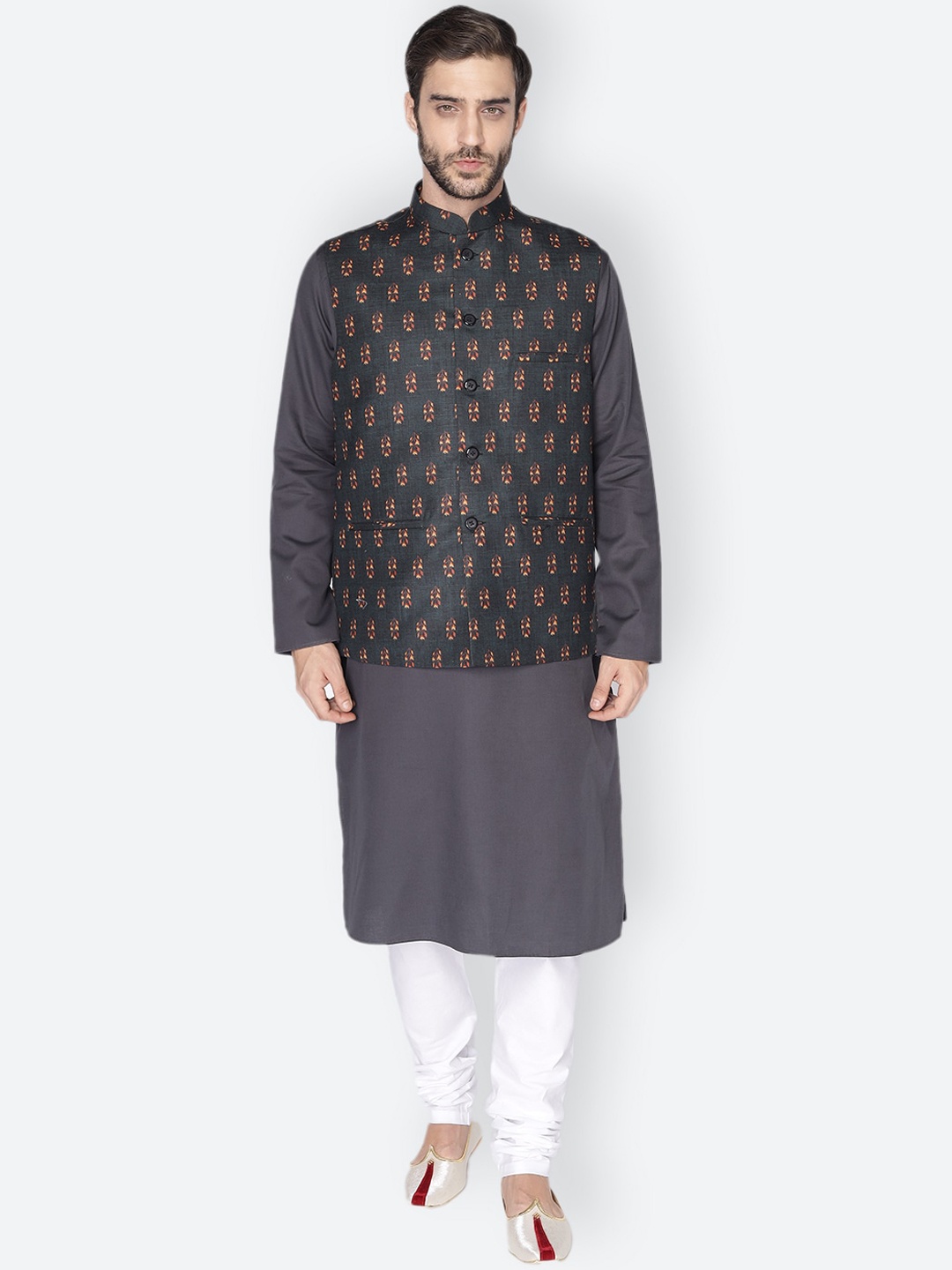 

NAMASKAR Men Grey & White Pure Cotton Kurta with Pyjamas & Nehru Jacket