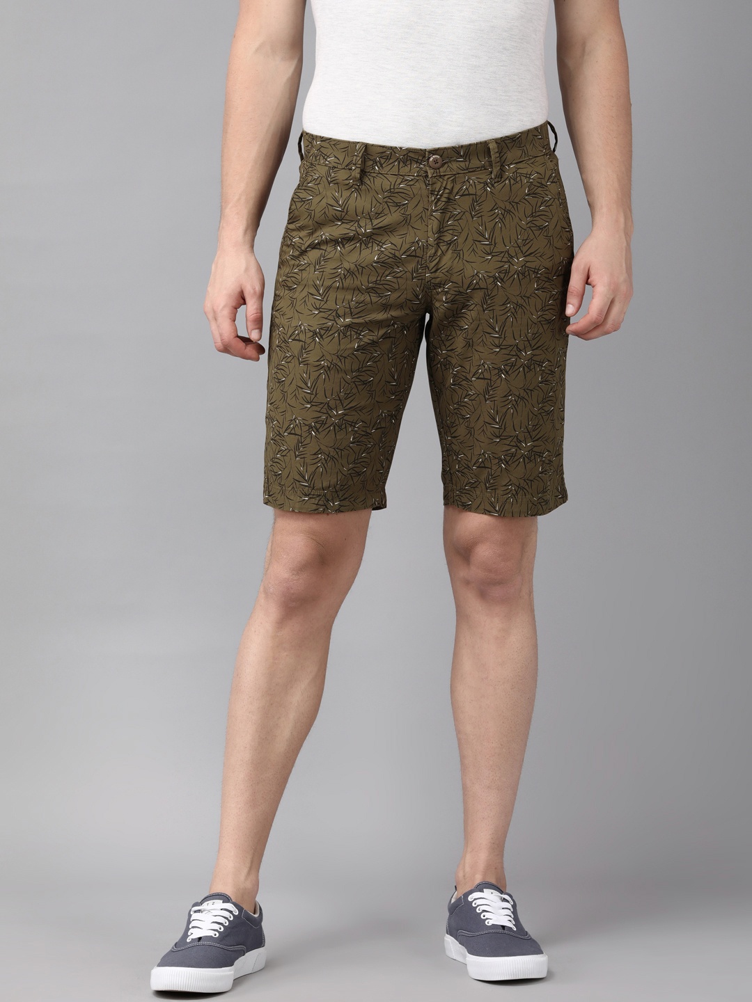 

Van Heusen Sport Men Olive Green Conversational Printed Regular Shorts