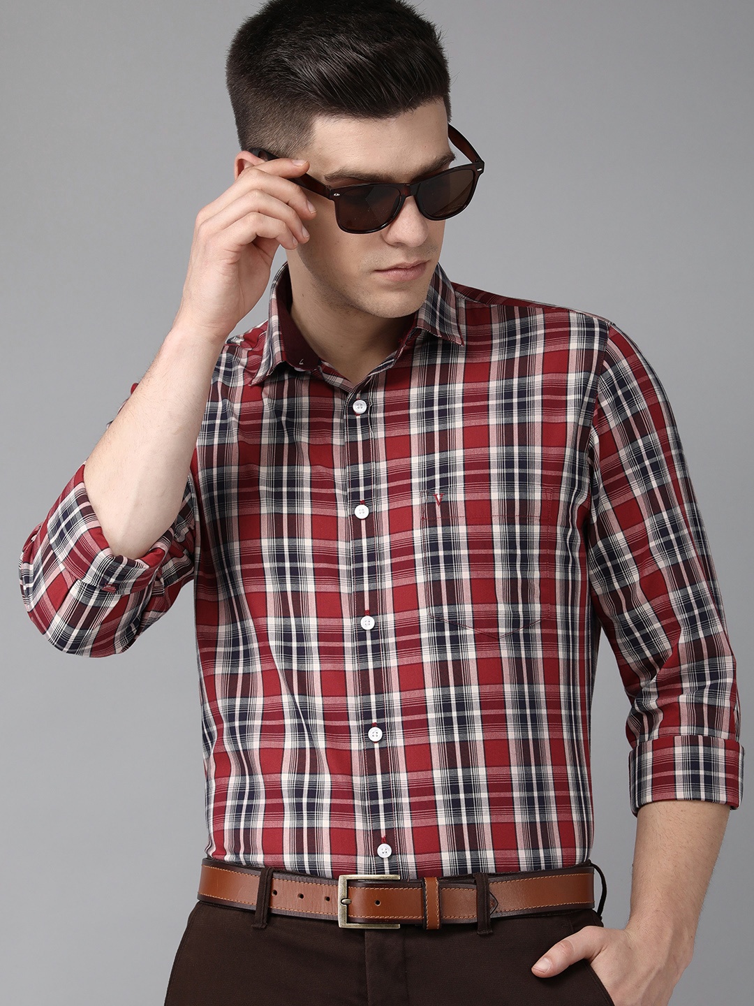 

Van Heusen Sport Men Red Slim Fit Tartan Checked Casual Shirt