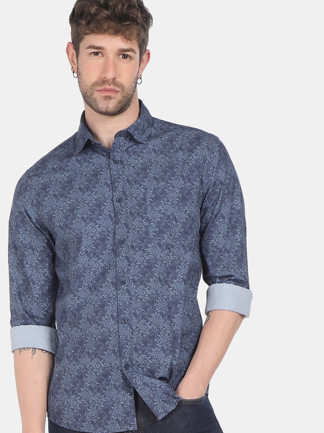 

Ruggers Men Navy Blue Floral Printed Pure Cotton Casual Shirt