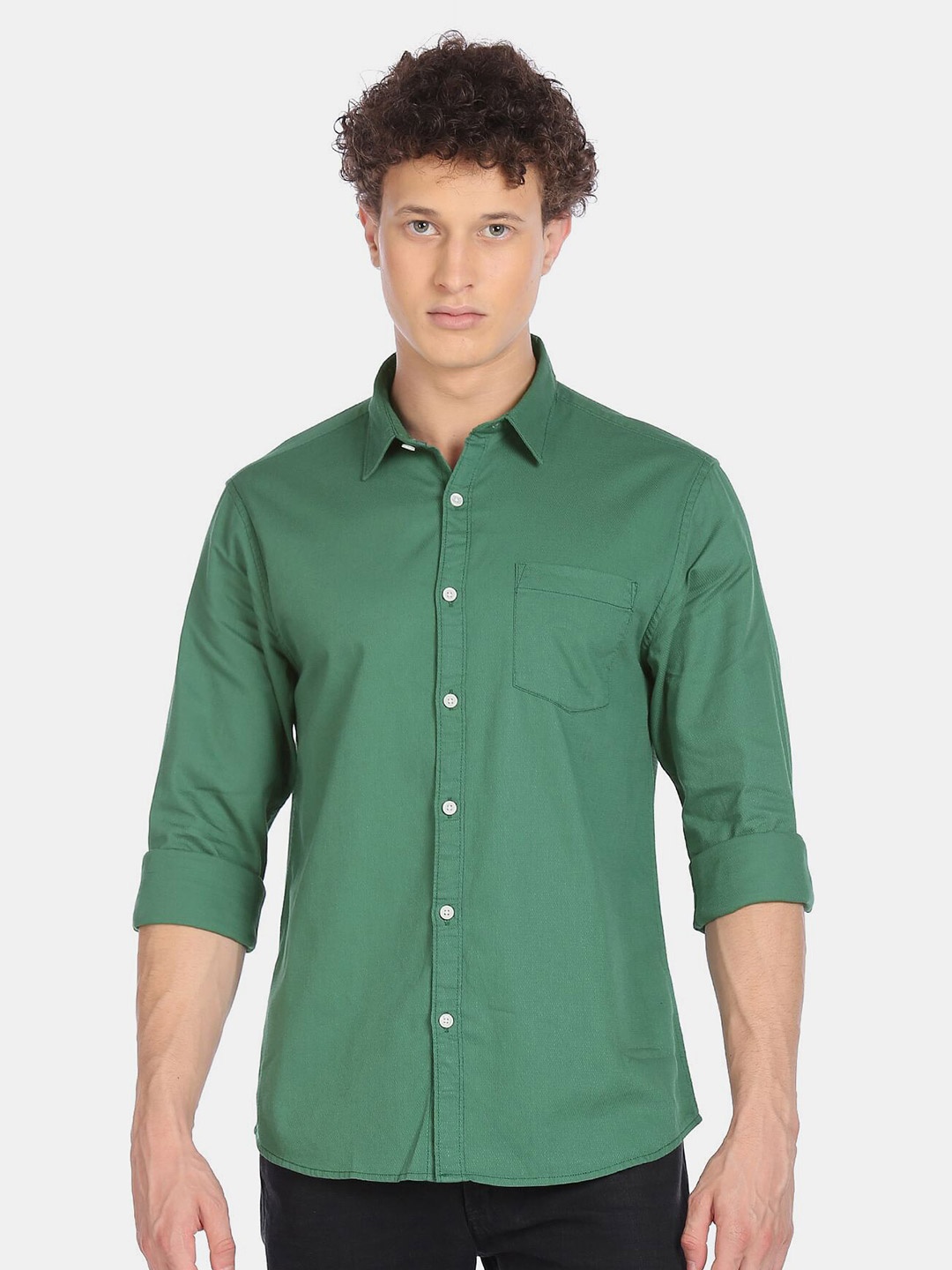 

Ruggers Men Green Solid Pure Cotton Casual Shirt