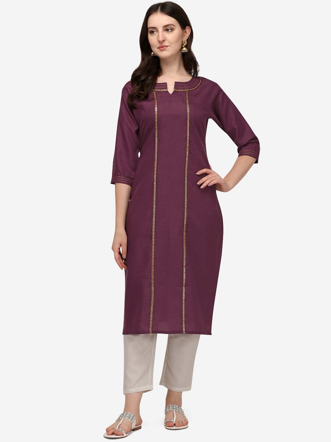 

SAADHVI Women Purple & Gold-Toned Embellished Gotta Patti Cotton Kurta