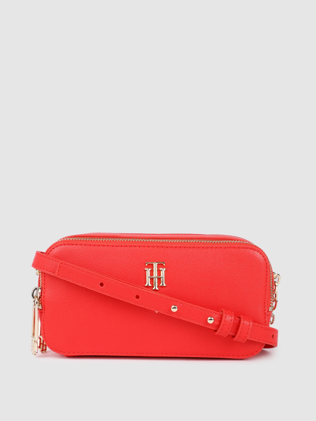 

Tommy Hilfiger Women Red Solid Camera Bag