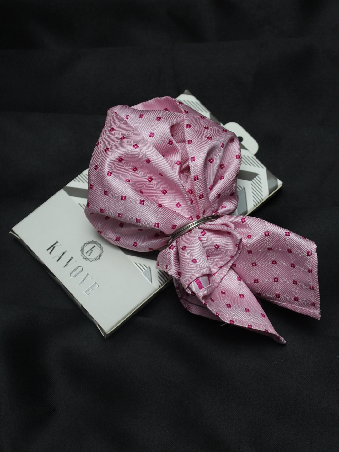 

KOVOVE Men Pink Woven Design Pocket Square