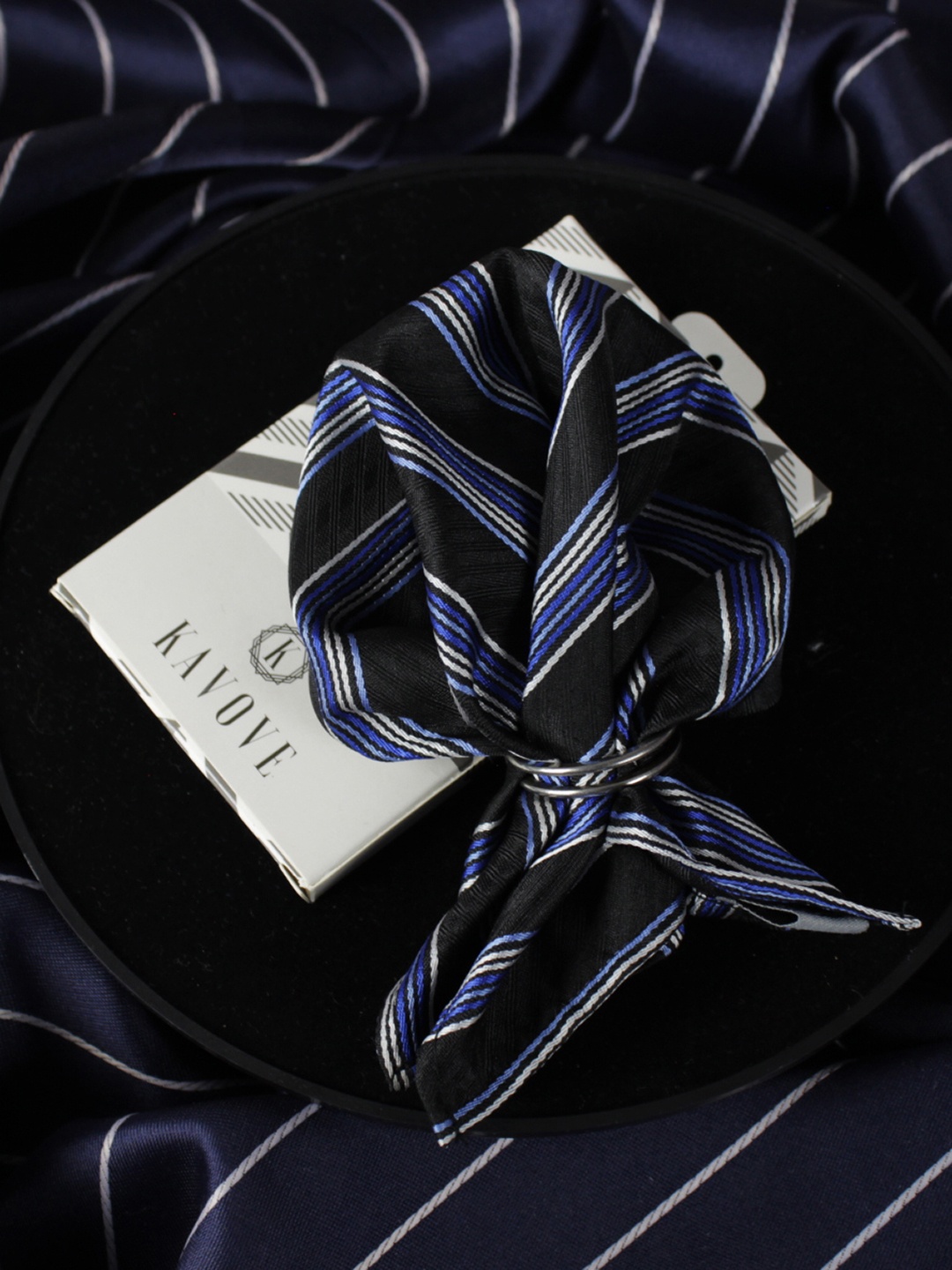

KOVOVE Men Black Striped Pocket Square