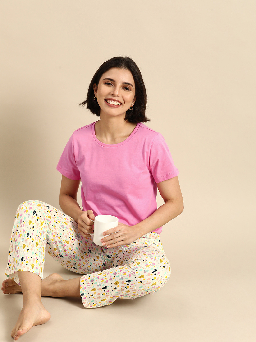 

Dreamz by Pantaloons Women Off White & Pink Night suit