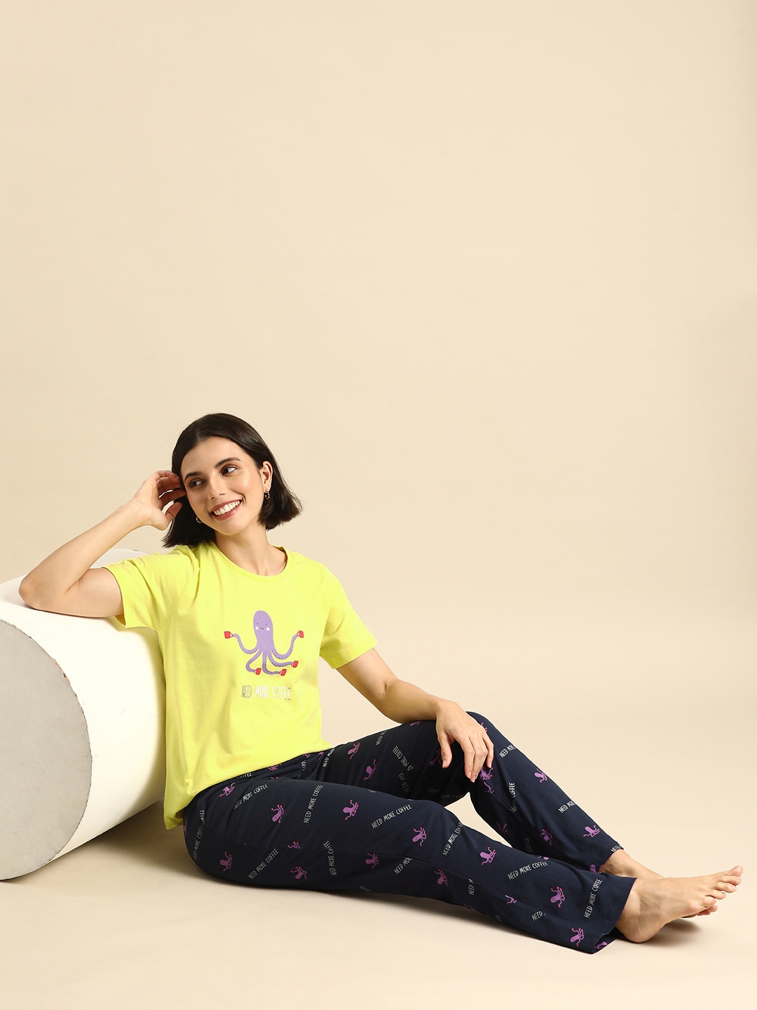 

Dreamz by Pantaloons Women Navy Blue & Yellow Printed Pure Cotton Night suit