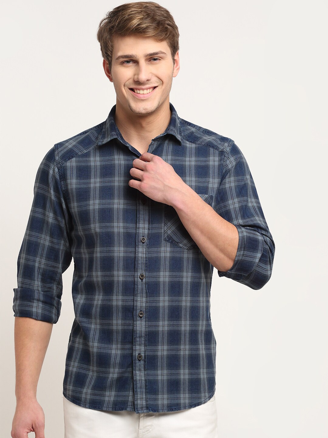 

Cantabil Men Navy Blue Original Checked Casual Shirt