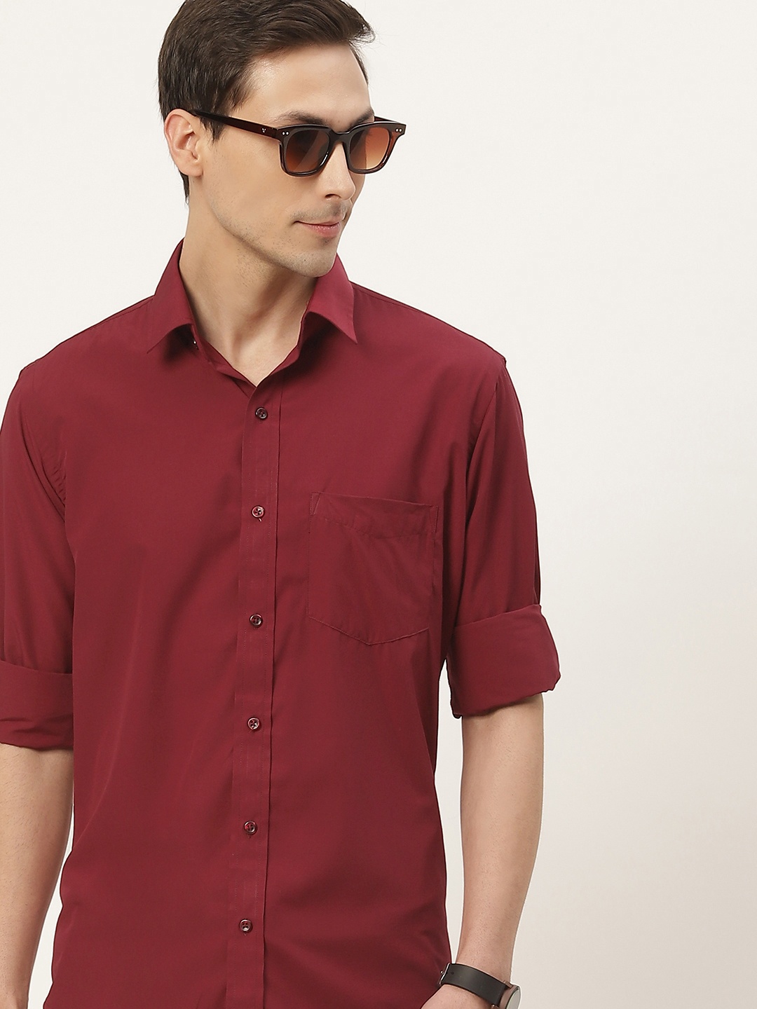 

English Navy Men Maroon Classic Slim Fit Casual Shirt