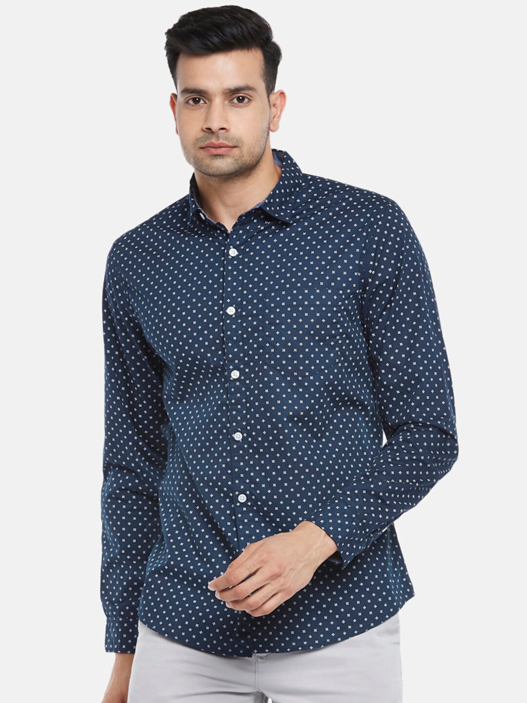 

BYFORD by Pantaloons Men Navy Blue Cotton Slim Fit Printed Casual Shirt