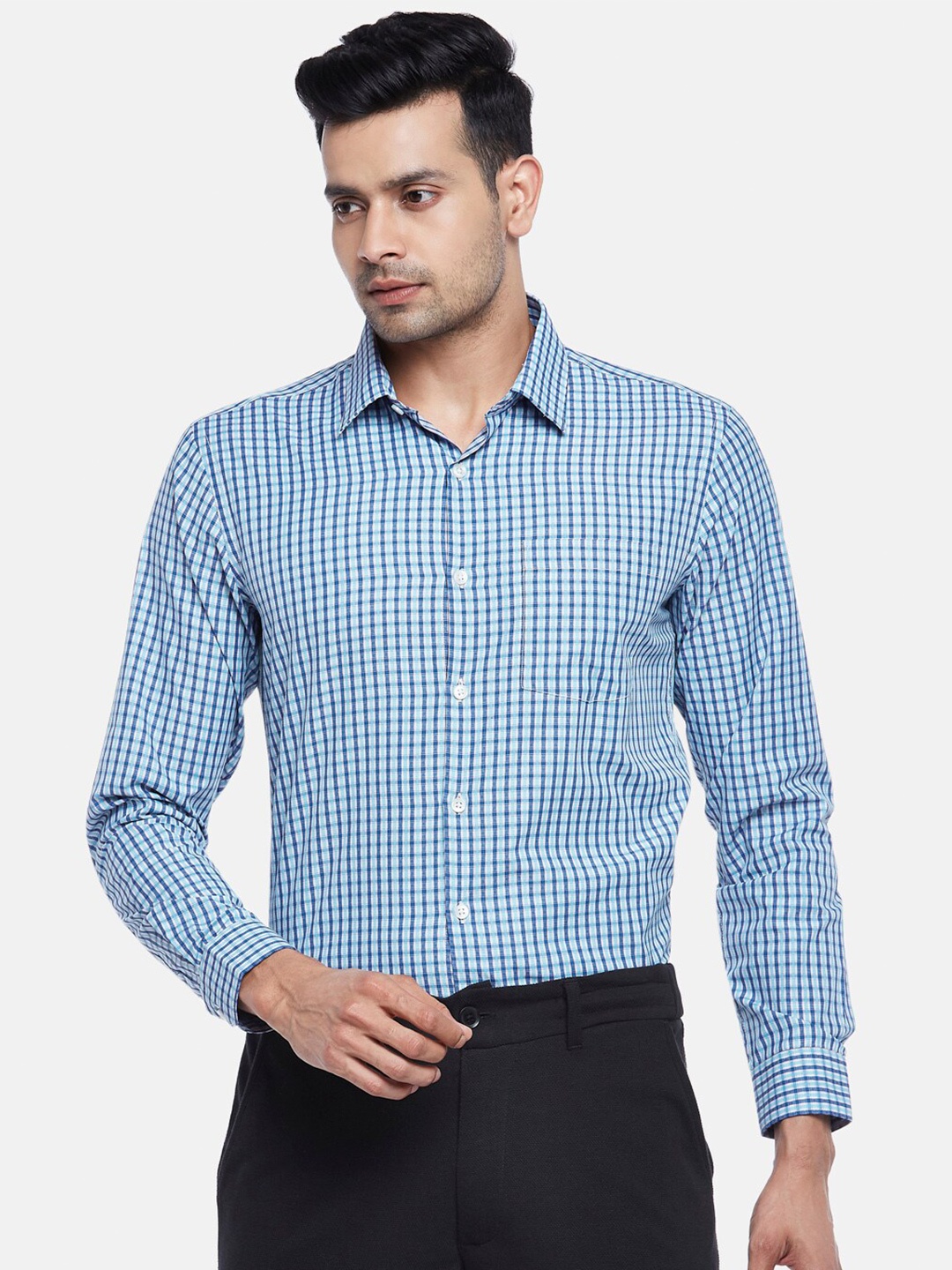 

BYFORD by Pantaloons Men Navy Blue Slim Fit Checked Casual Shirt