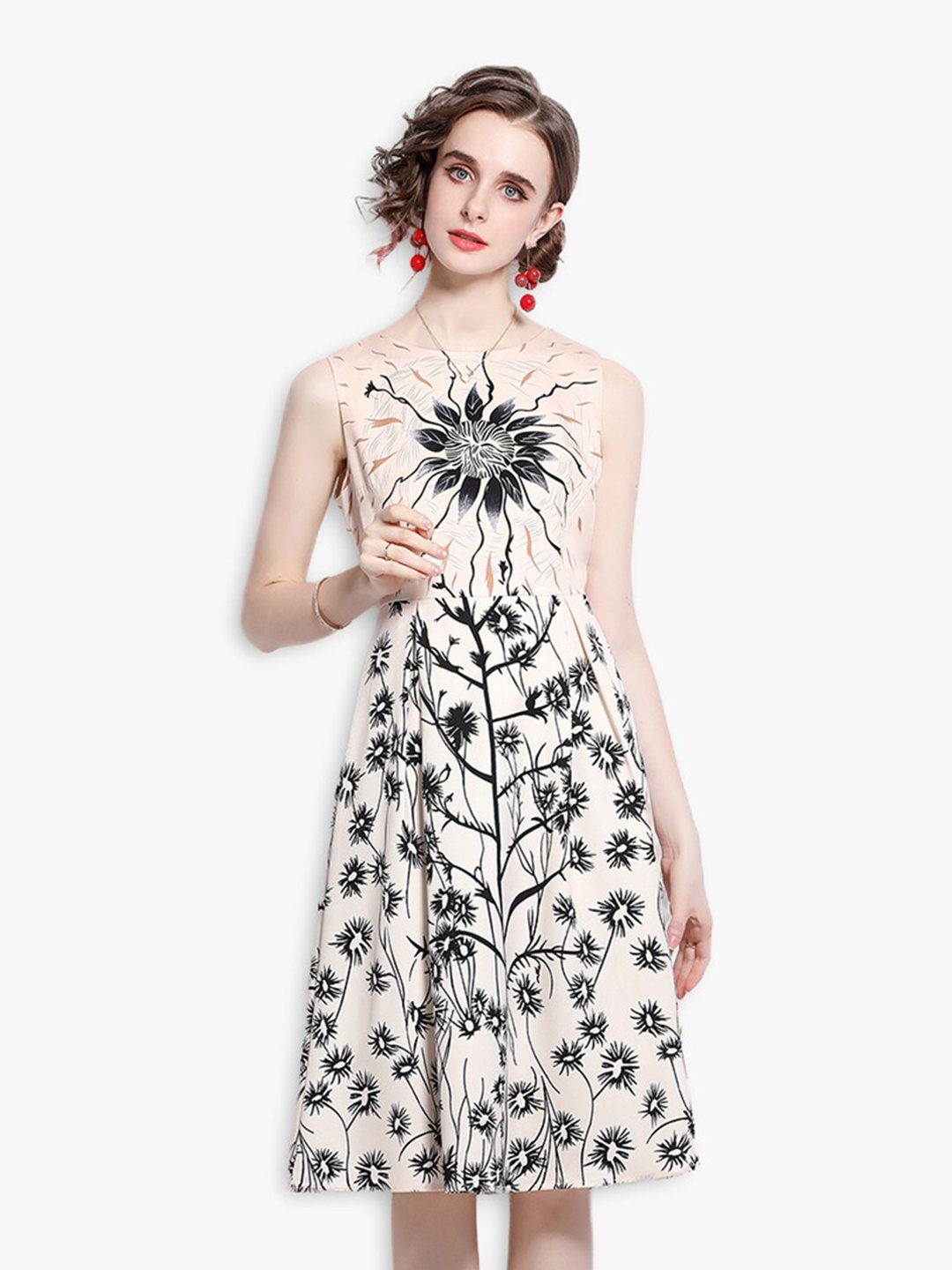 

JC Collection Beige & Black Floral Dress