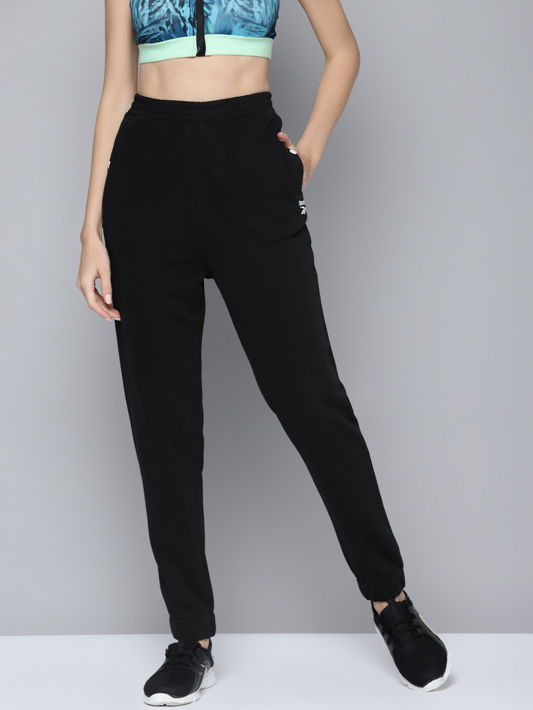 

Reebok Classic Women Black Solid CE Joggers