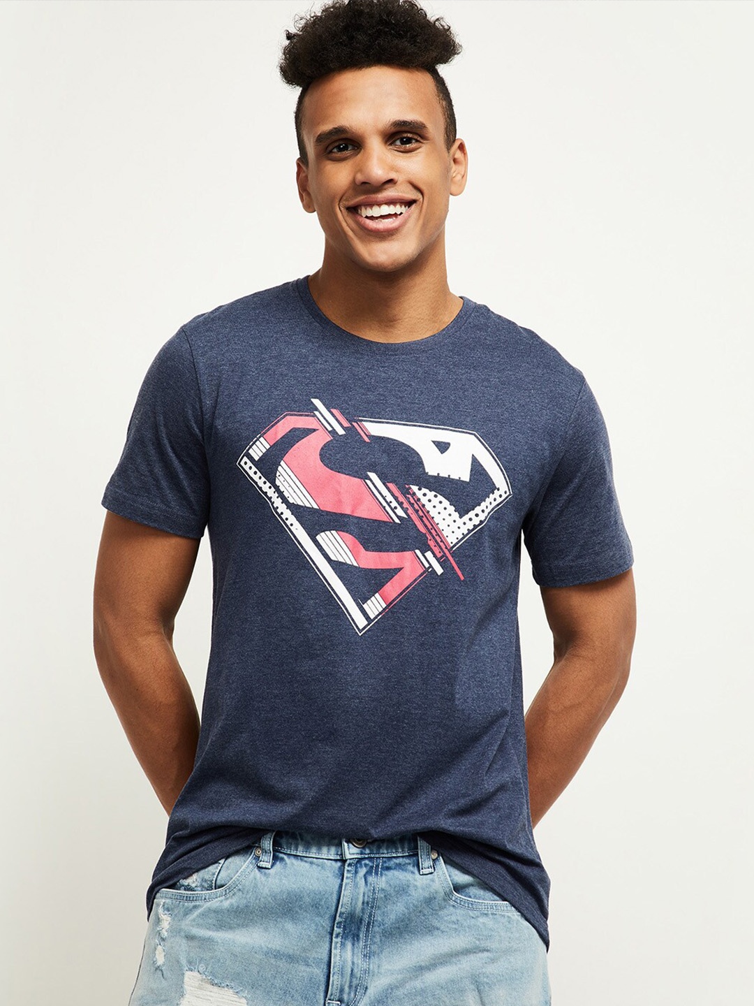 

max Men Navy Blue & White Superman Printed T-shirt