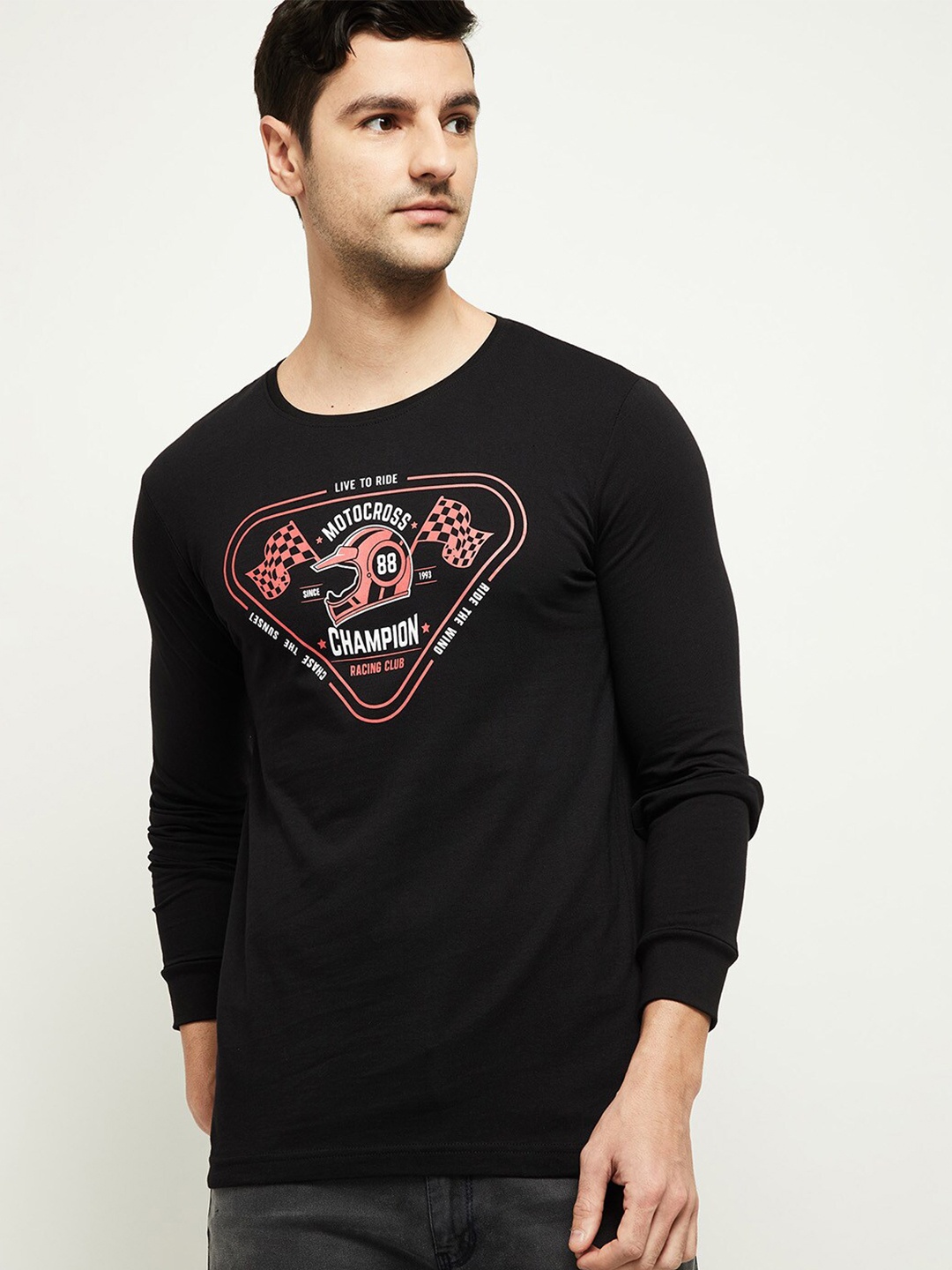 

max Men Black & Pink Printed Pure Cotton T-shirt