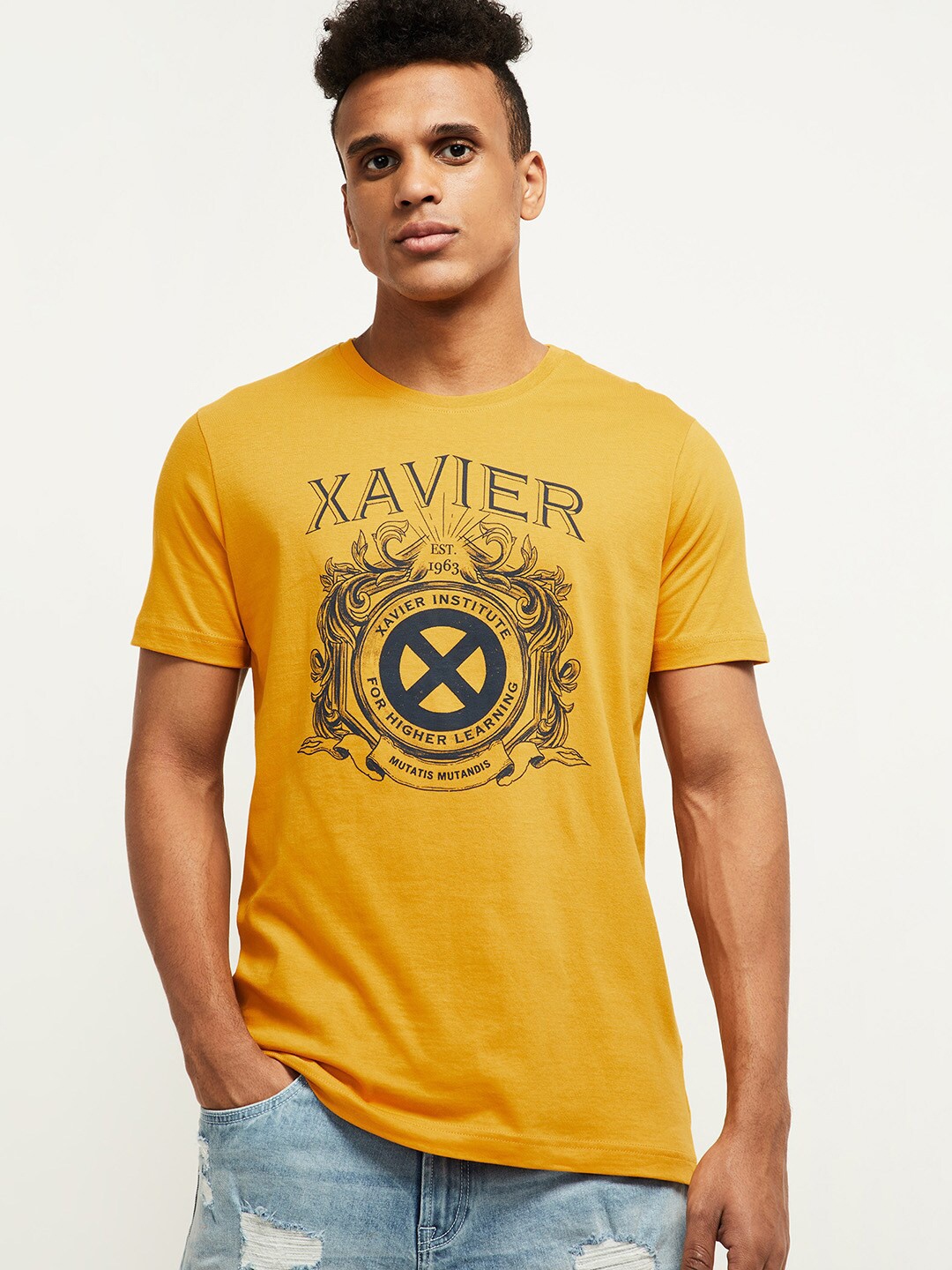 

max Men Yellow Printed T-shirt