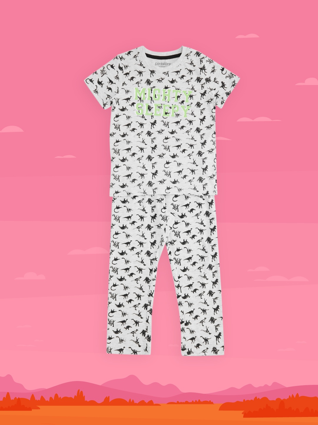 

Pantaloons Junior Boys White & Grey Melange Printed Night Suit