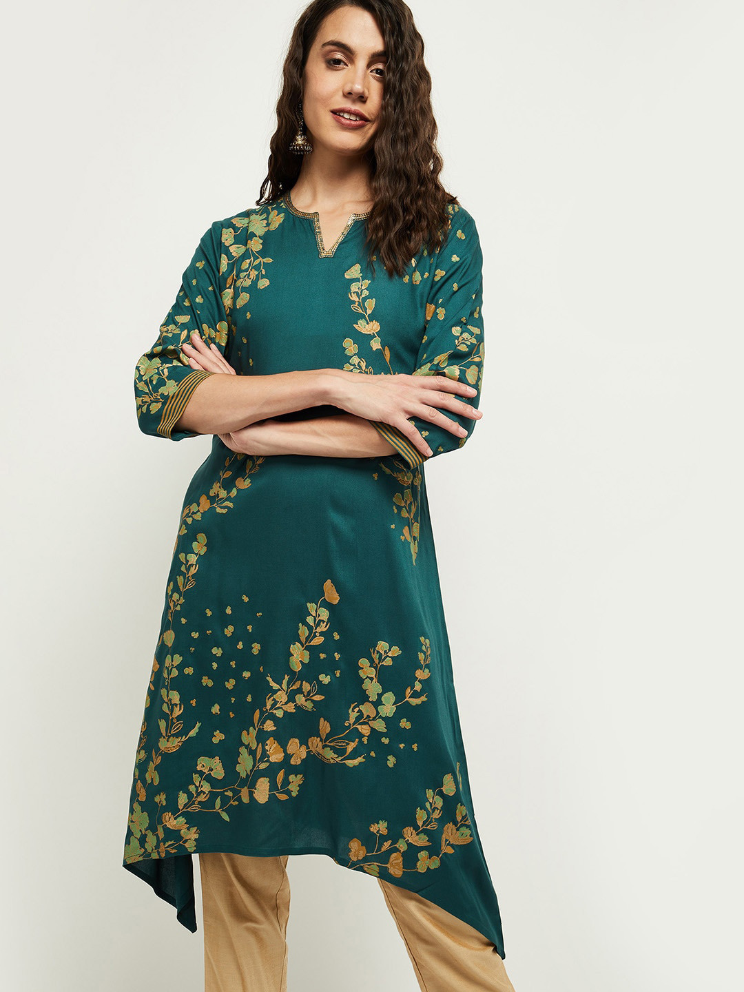 

max Women Teal Floral Printed Kurta