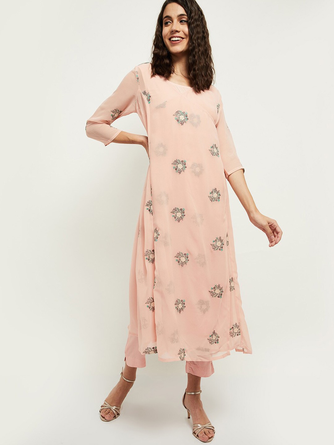 

max Women Pink Floral Embroidered Thread Work Kurta