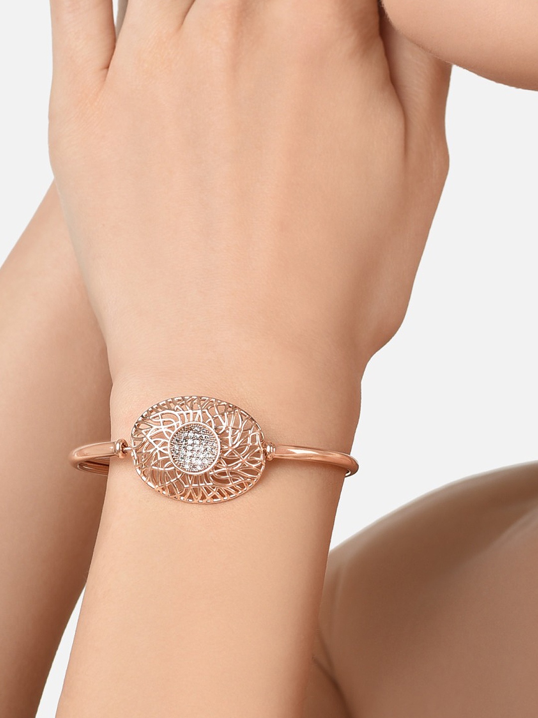 

AMI Women Rose Gold Plated Brass Cubic Zirconia Kada Bracelet