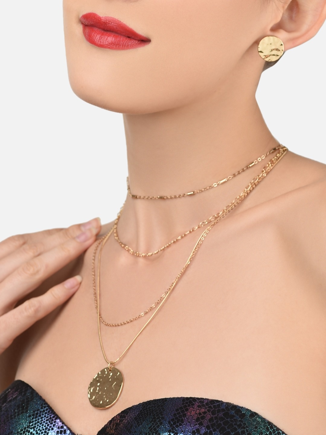

AMI Women Gold-Plated Layered Chain With Earrings