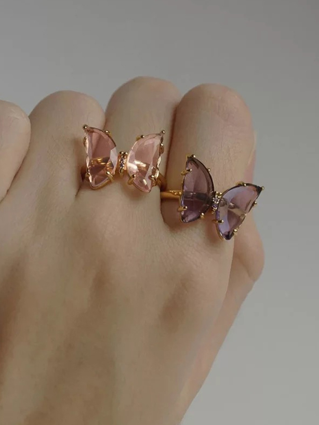 

Vembley Gold-Plated & Purple CZ Studded Finger Ring