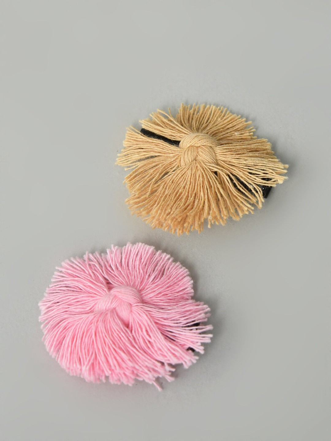

FUNKRAFTS Girls Pink & Beige Set of 2 Macrame Alligator Hair Clip