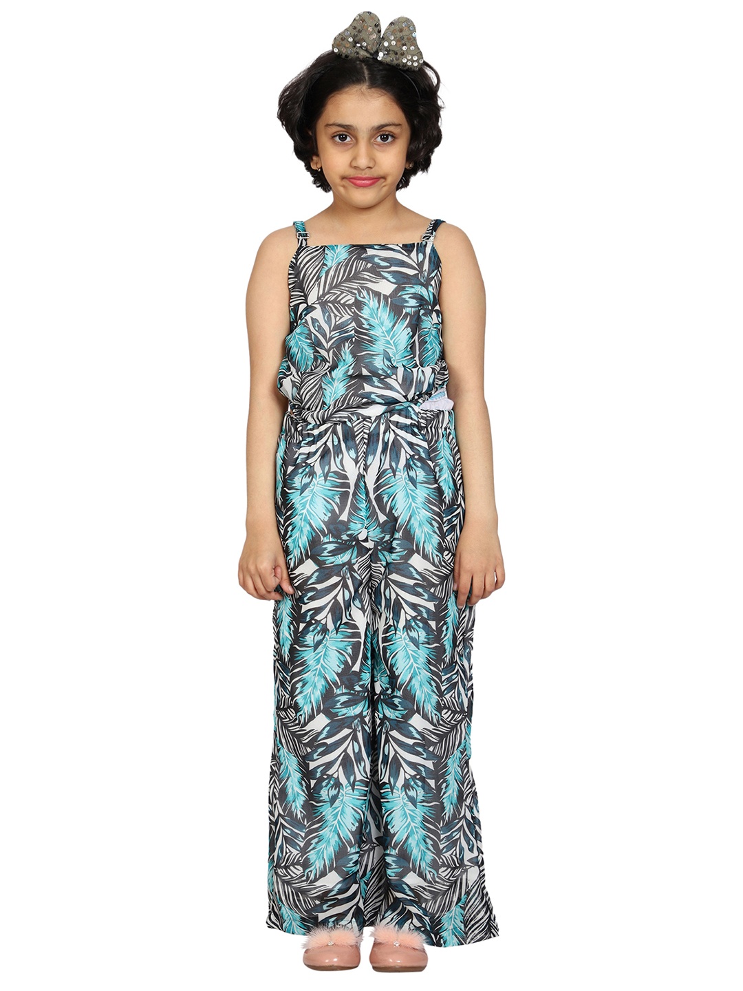 

KiddoPanti Girls Black & Blue Printed Basic Jumpsuit