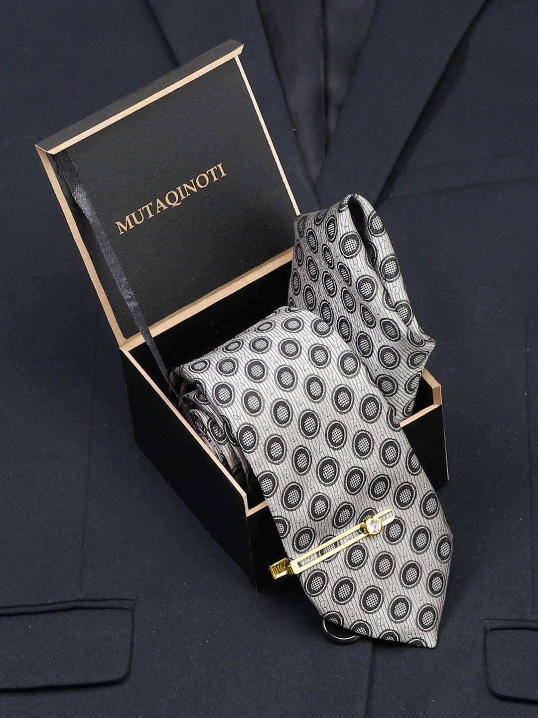 

MUTAQINOTI Men Geometric Woven Design Silk Formal Accessory Gift Set, Grey