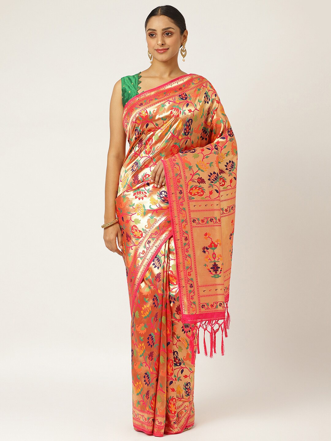 

KARAGIRI Women Pink & Green Floral Golden Zari Organza Saree