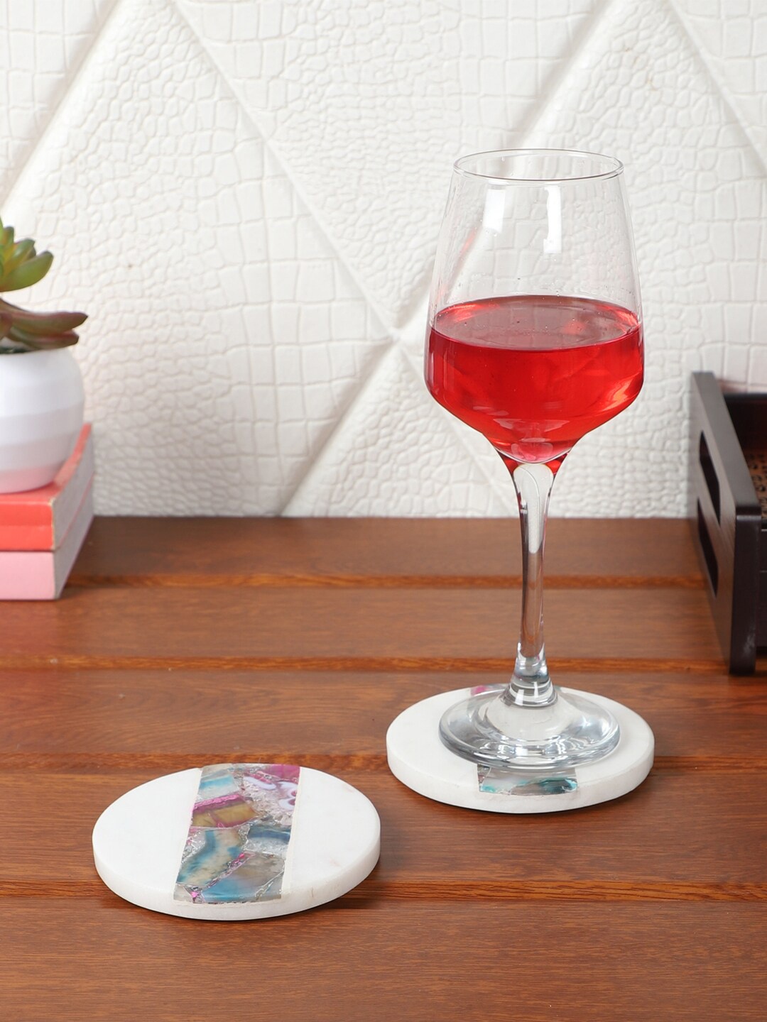 

NikkisPride Set of 2 White & Brown Round Marble Coasters