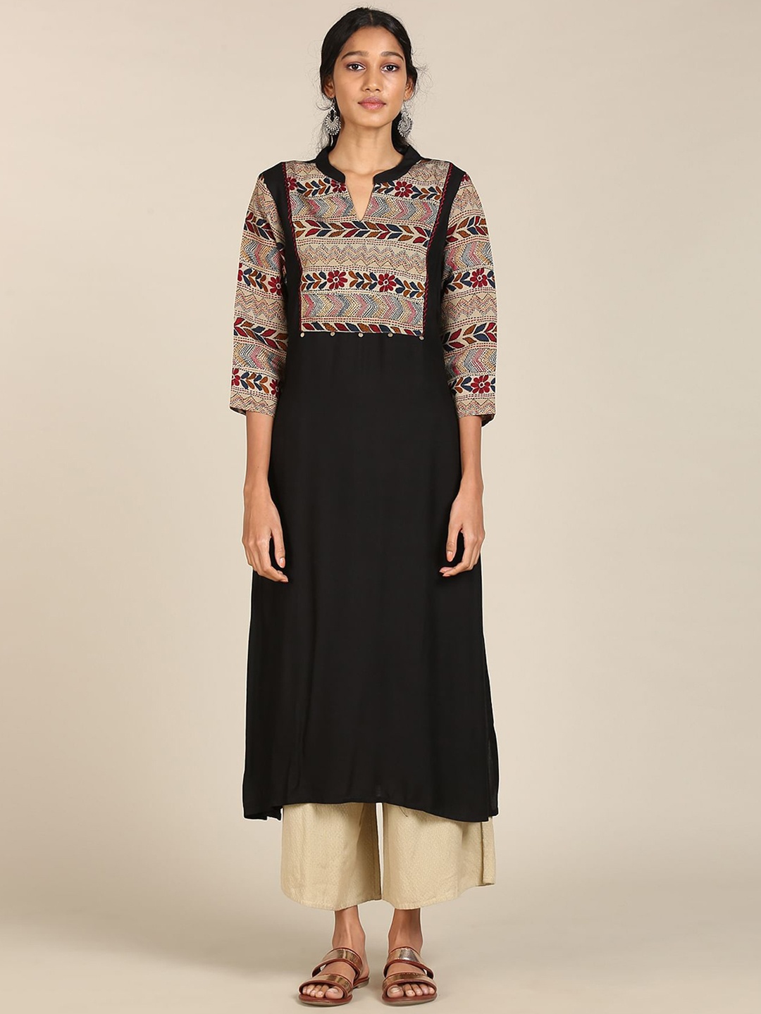 

Karigari Women Black Floral Embroidered Flared Sleeves Thread Work Kurta