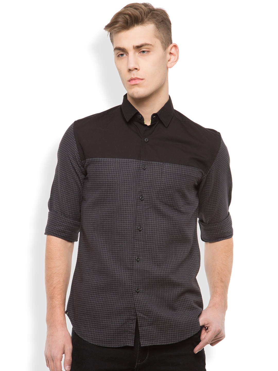 

LOCOMOTIVE Men Black Slim Fit Casual Shirt