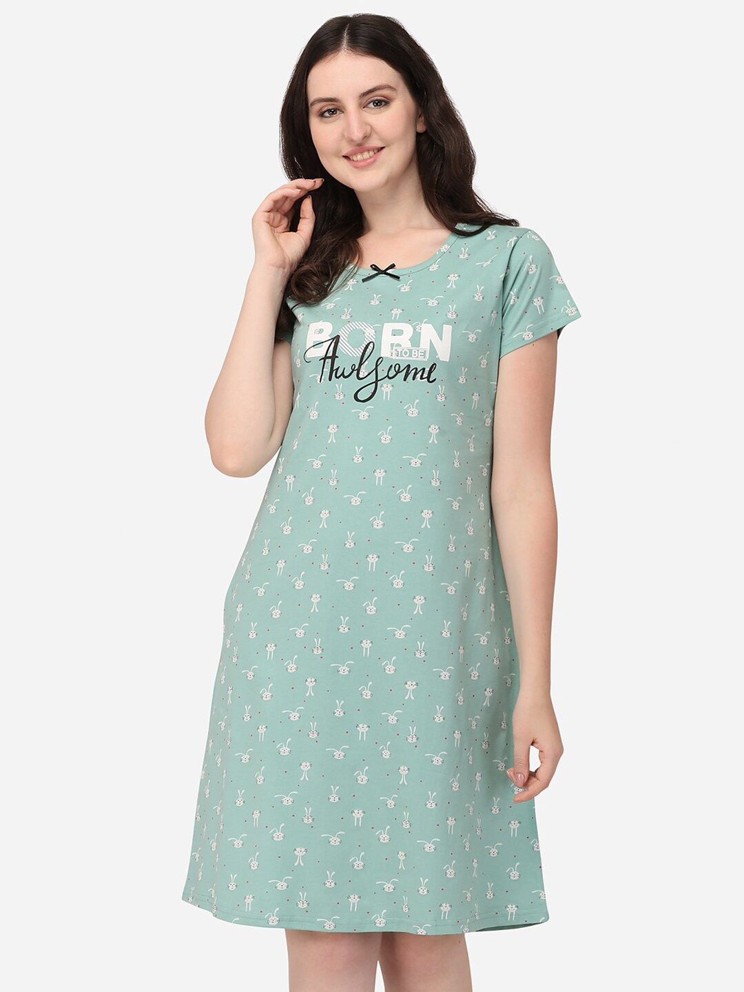 

Lenissa Sea Green & White Printed Pure Cotton Nightdress