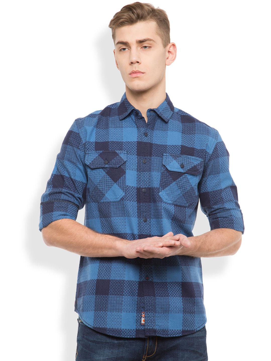 

LOCOMOTIVE Men Blue Slim Fit Checked Casual Shirt