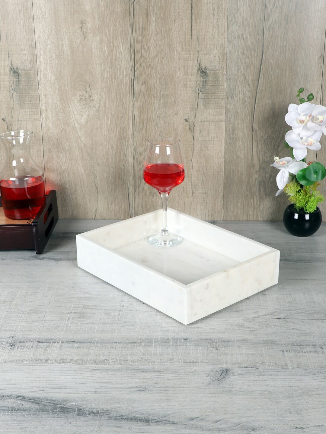 

NikkisPride White Solid Marble Serving tray