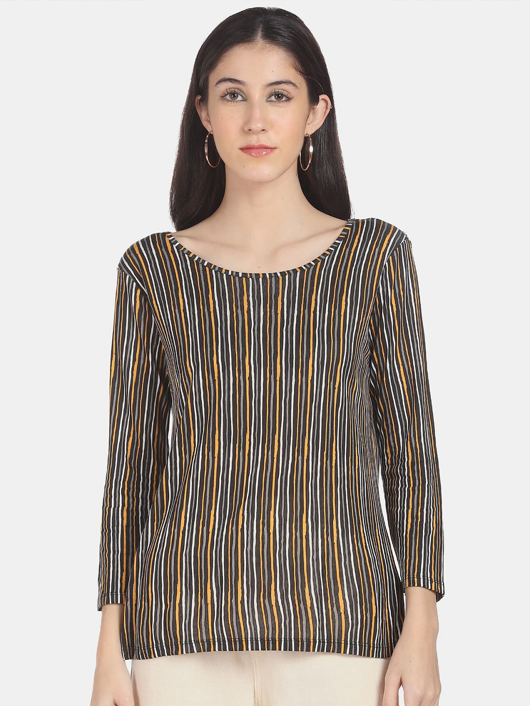 

Cherokee Black & Cream-Coloured Striped Top