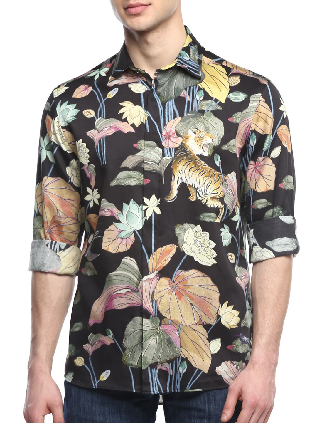

ETRO Men Black & Green Printed Pure Cotton Casual Shirt