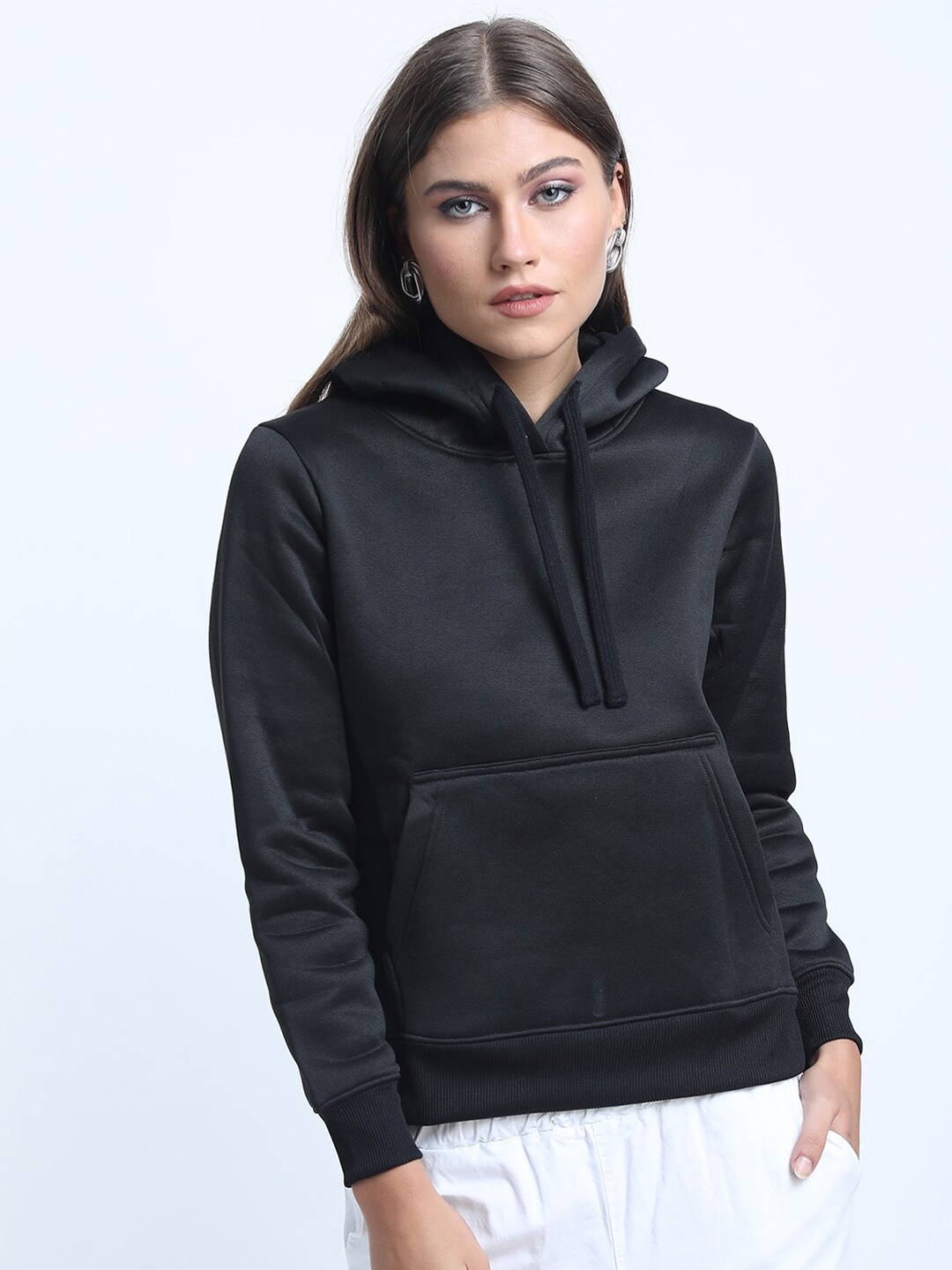 

Tokyo Talkies Women Black Solid Hooded Sweatshirt