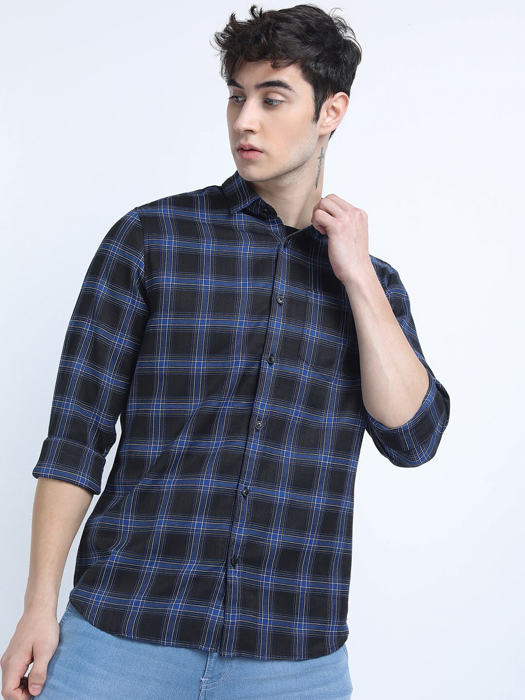 

KETCH Men Navy Blue & White Slim Fit Checked Casual Shirt